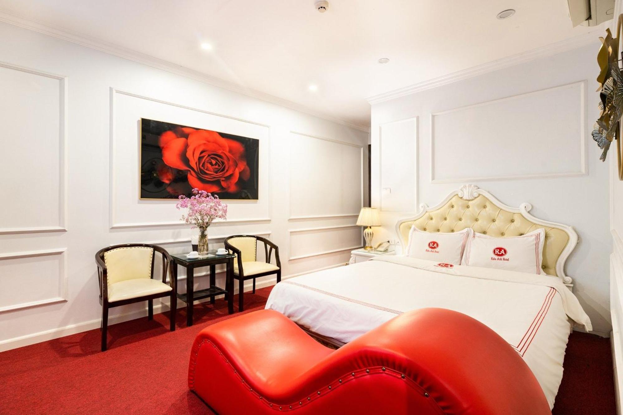 Kieu Anh Hotel - 81 Trung Kinh - By Bay Luxury Ханой Экстерьер фото